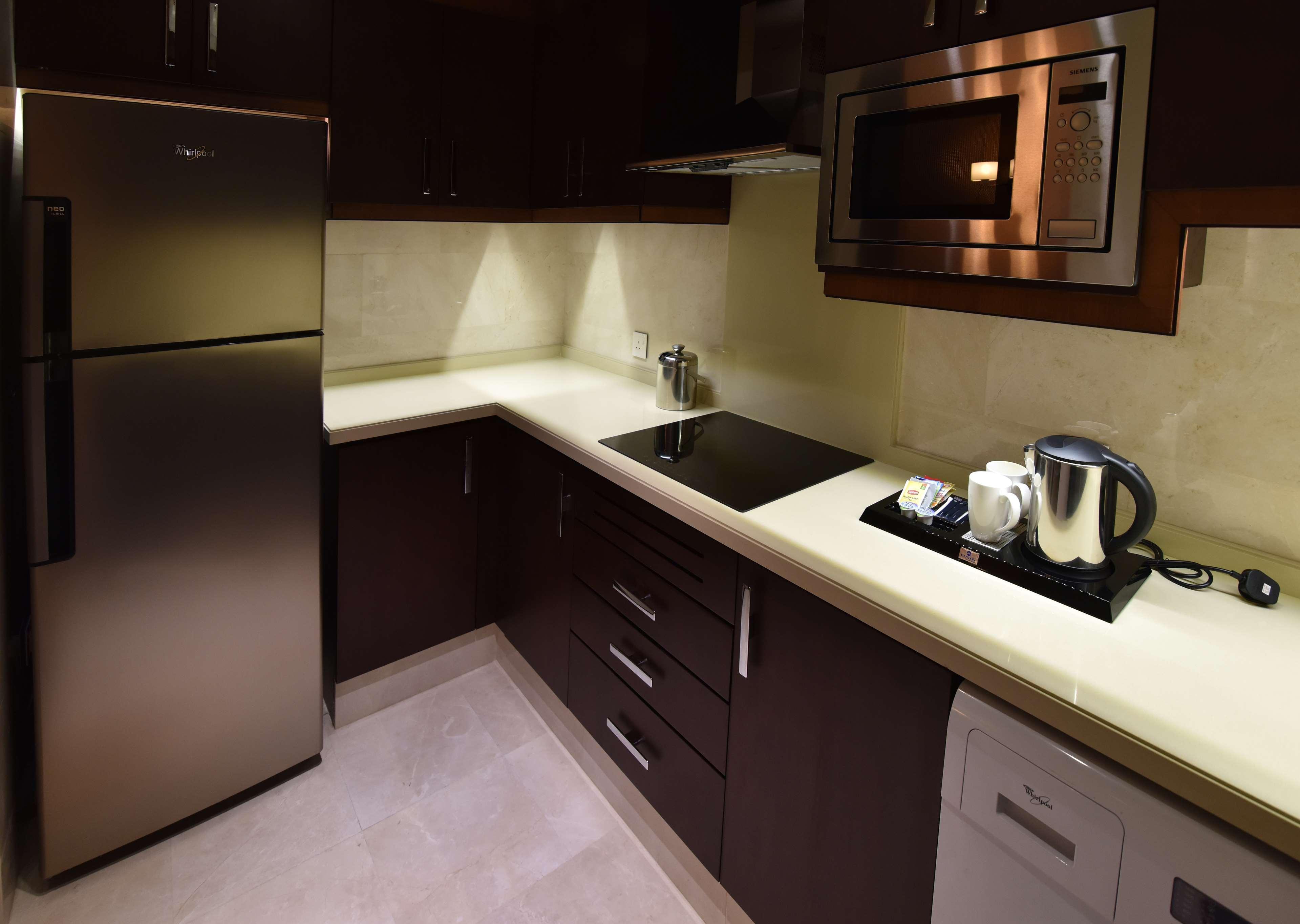 Ayla Grand Hotel Al Ain Exterior photo A modern kitchen