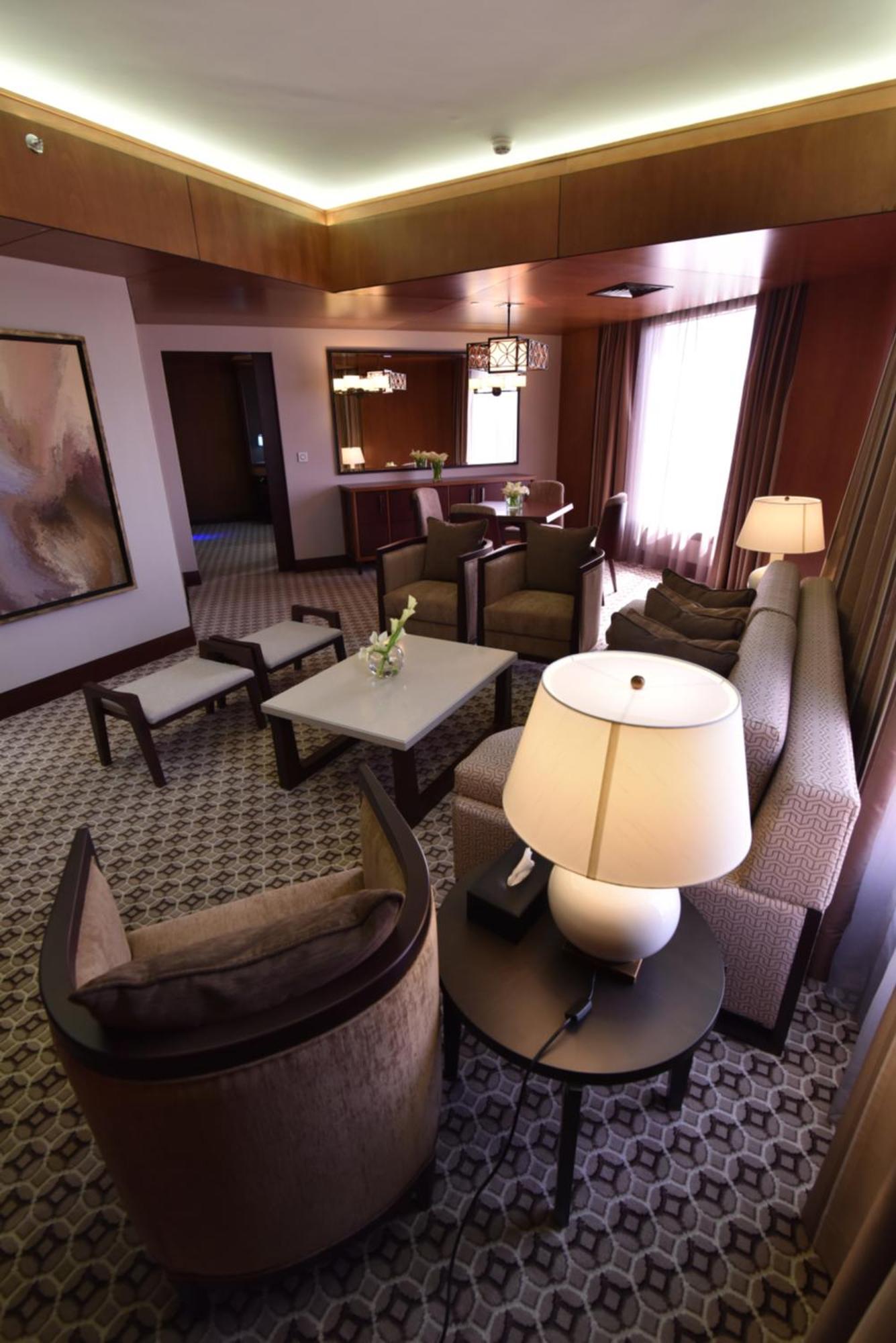 Ayla Grand Hotel Al Ain Exterior photo A suite at the Ritz-Carlton, Dubai